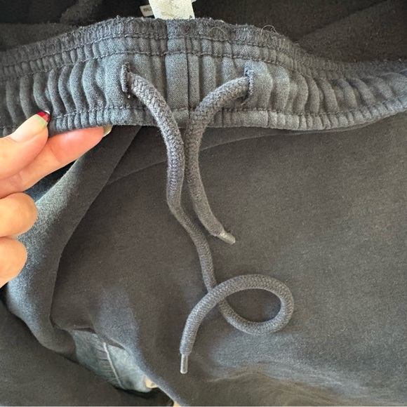 Urban Outfitters Alessia Flare Sweatpants - Picture 10 of 10